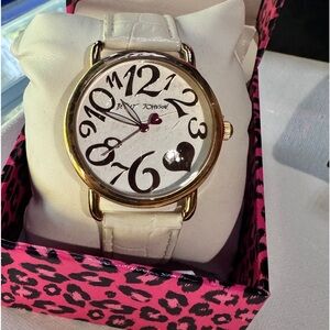 Betsey Johnson White Band Puffed Heart Watch